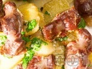 Рецепта Вкусни печени пилешки воденички на фурна с картофи